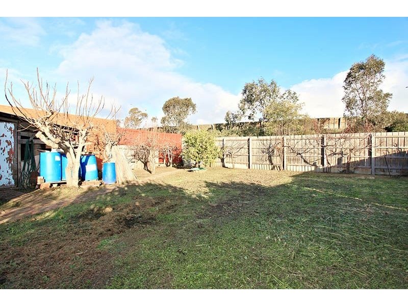 90 Alvarado Avenue, Thomastown VIC 3074