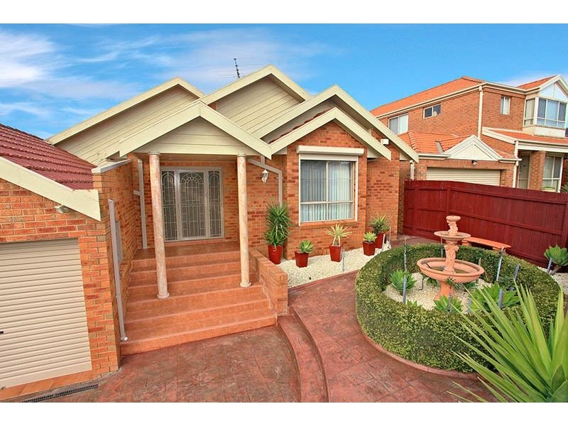 30 Gillwell Road, Lalor VIC 3075