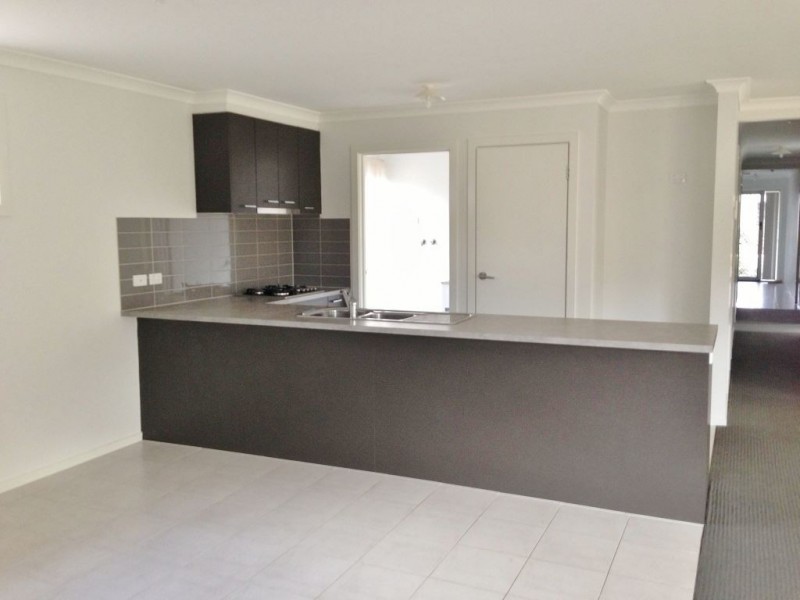 35 Ardenal Crescent, Lalor VIC 3075