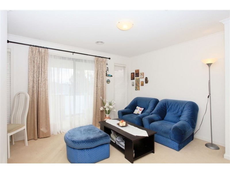 4 Balmoral Grove, Epping VIC 3076