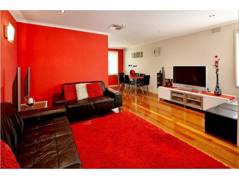 20 Regal Avenue, Thomastown VIC 3074
