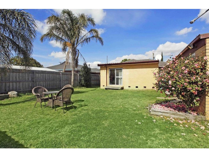 26 Valentine Avenue, Thomastown VIC 3074