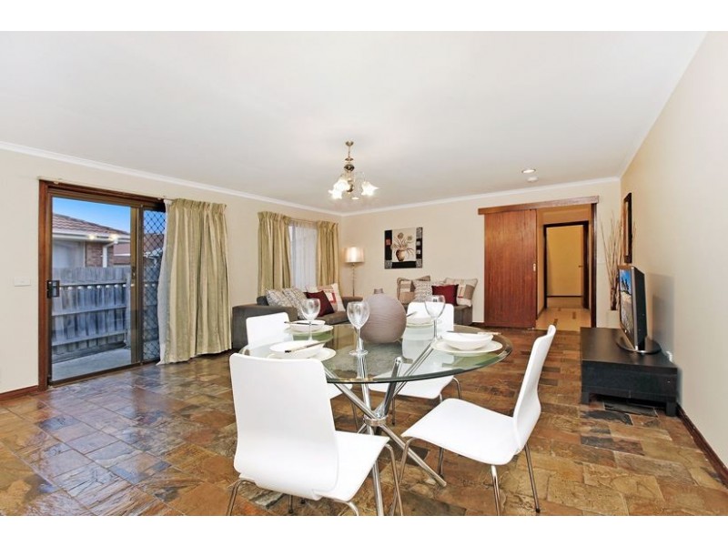 12 Teneriffe Close, Epping VIC 3076