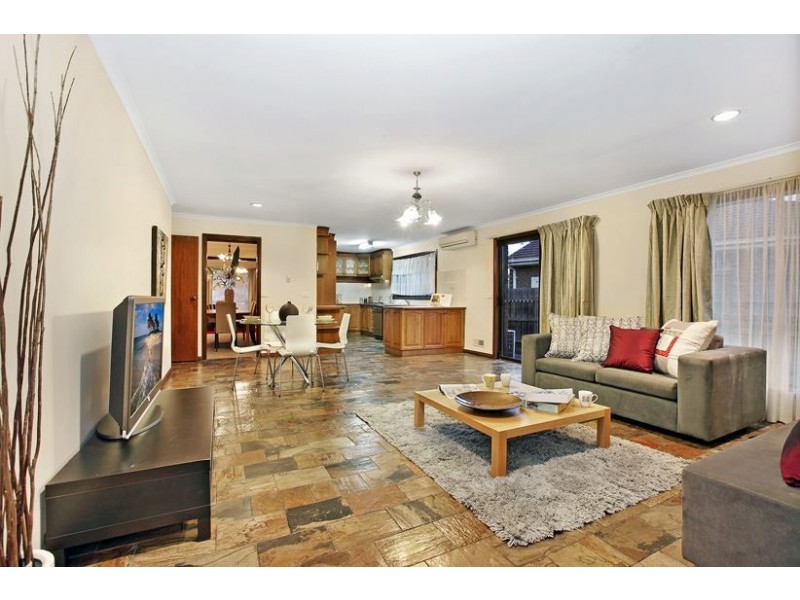 12 Teneriffe Close, Epping VIC 3076