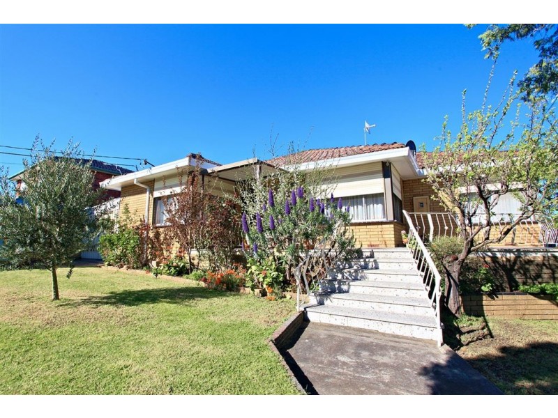 18 Kingsway Drive, Lalor VIC 3075