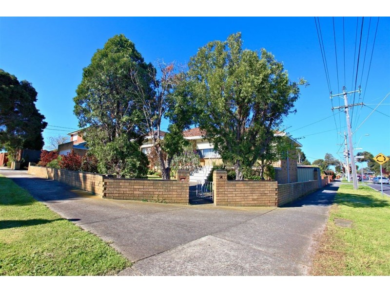 18 Kingsway Drive, Lalor VIC 3075