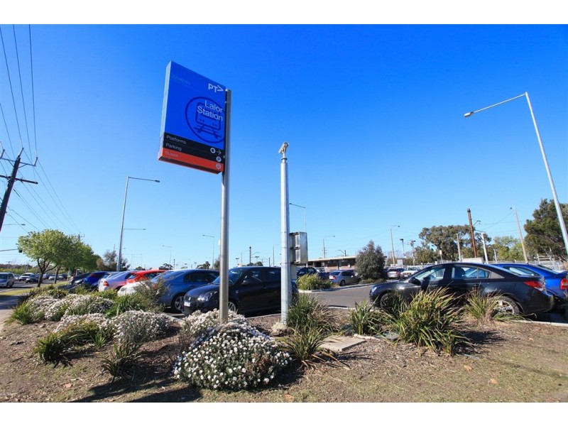 18 Kingsway Drive, Lalor VIC 3075