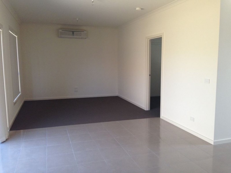 2/89 Cyprus Street, Lalor VIC 3075