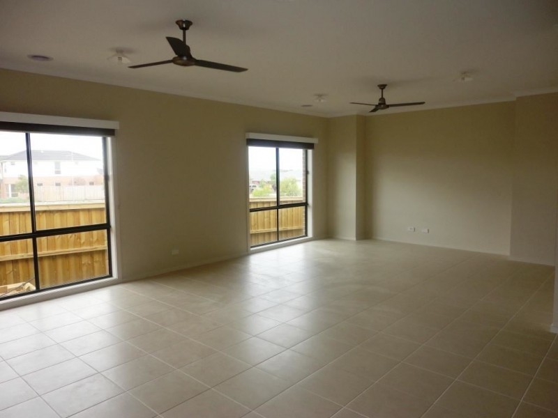 1 Absinth Place, Epping VIC 3076