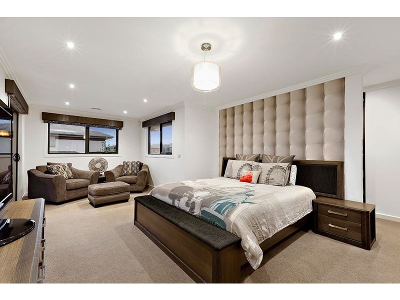 77 Gillwell Road, Lalor VIC 3075