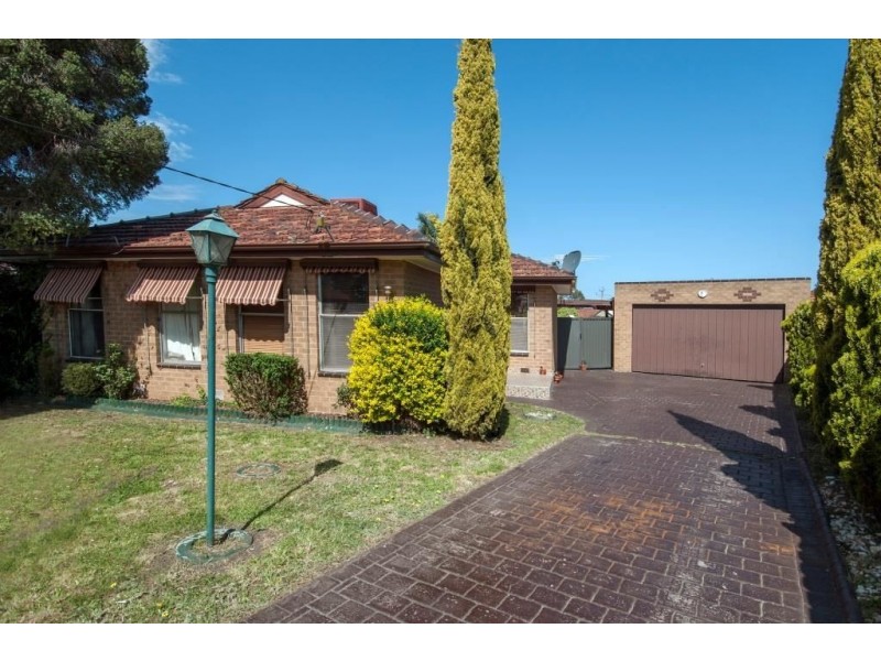 10 Ashdown Court, Lalor VIC 3075