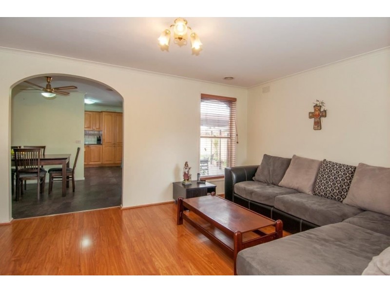 10 Ashdown Court, Lalor VIC 3075