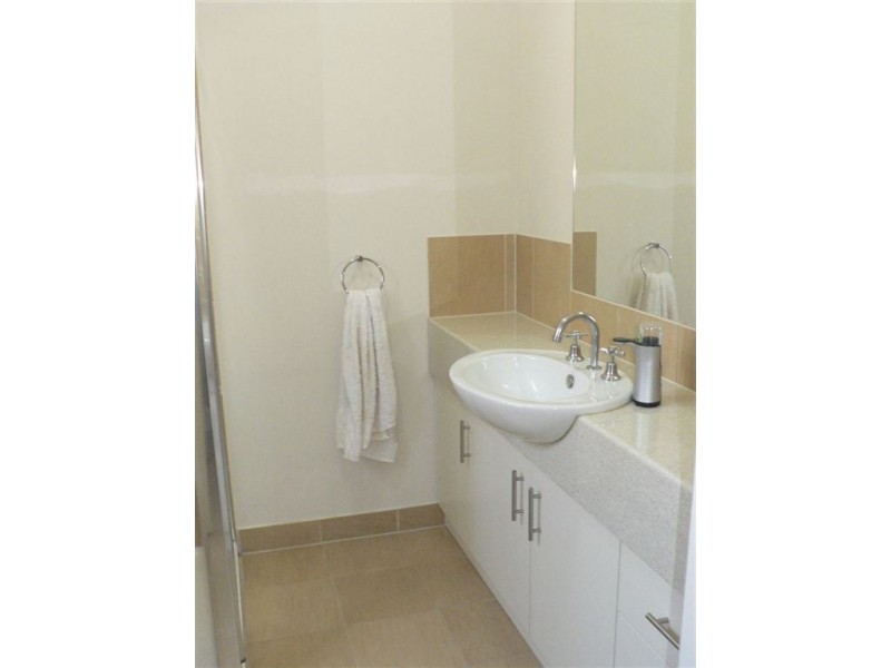 28 Alhambra Drive, Epping VIC 3076