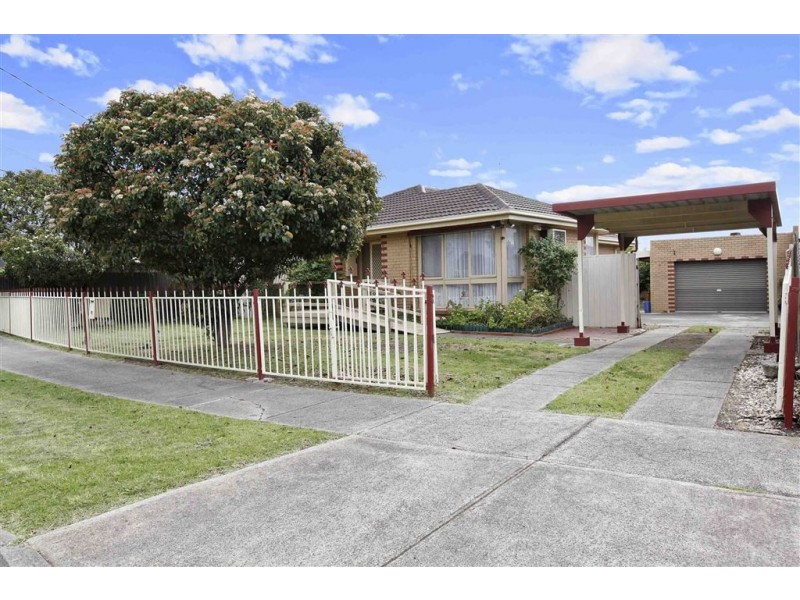 2 Cumberland Crescent, Thomastown VIC 3074