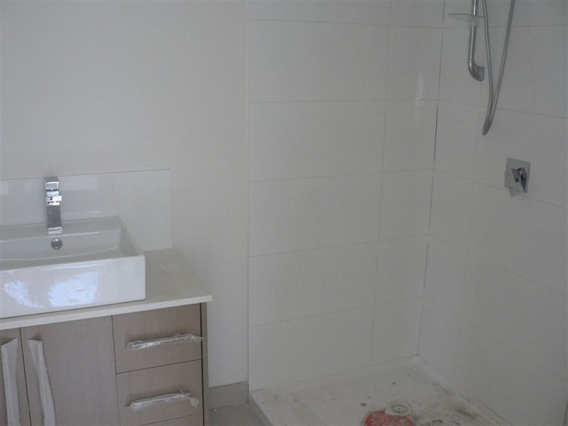 2/13 Hall Street, Epping VIC 3076