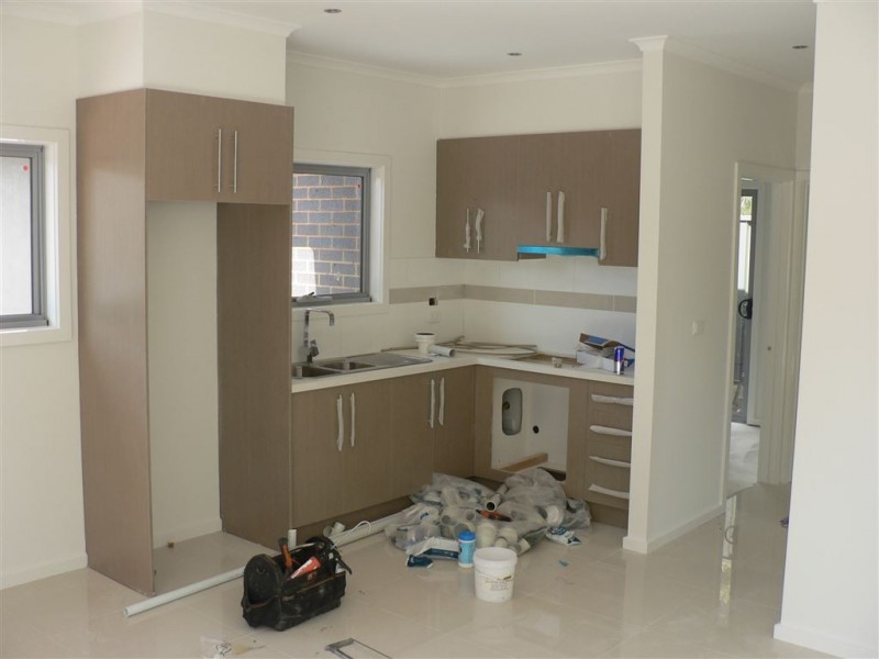 2/13 Hall Street, Epping VIC 3076