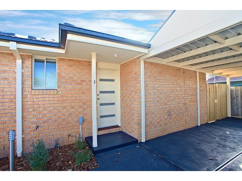 3/8 McKinnon Street, Thomastown VIC 3074