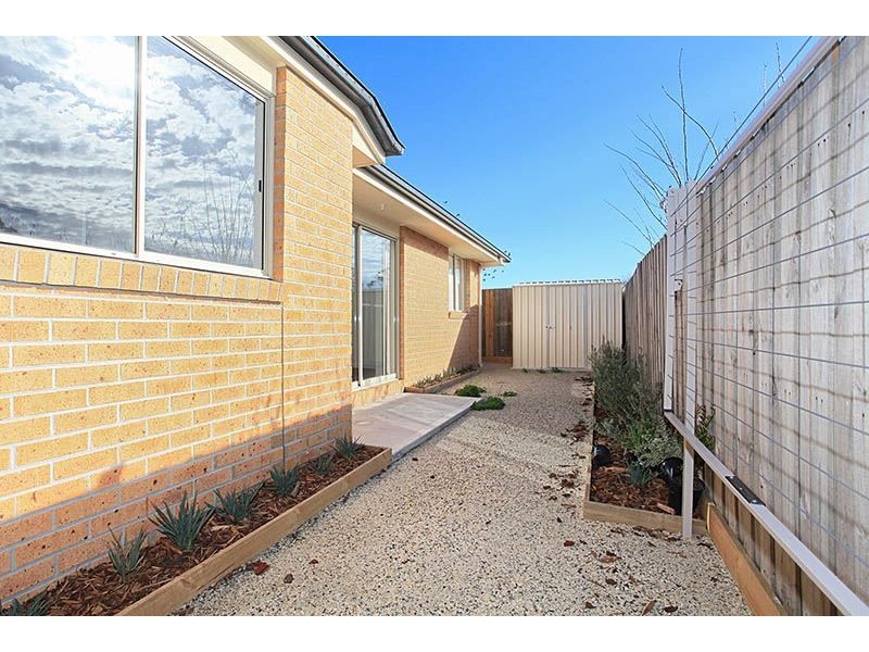 3/8 McKinnon Street, Thomastown VIC 3074
