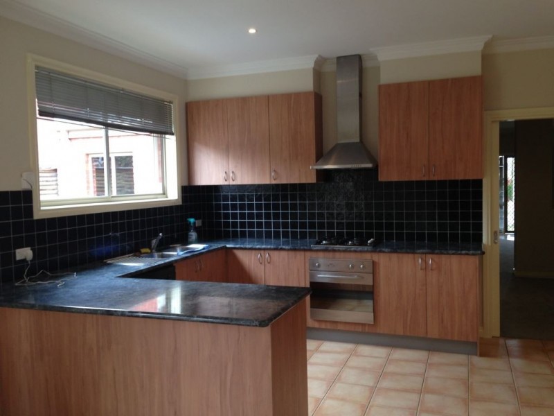 17 St. Claire Avenue, South Morang VIC 3752