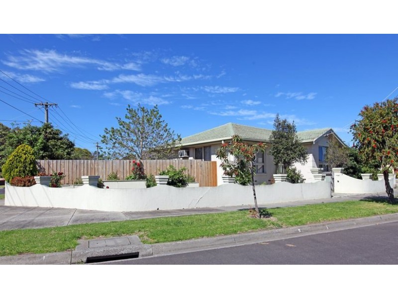 5 Alvarado Avenue, Thomastown VIC 3074
