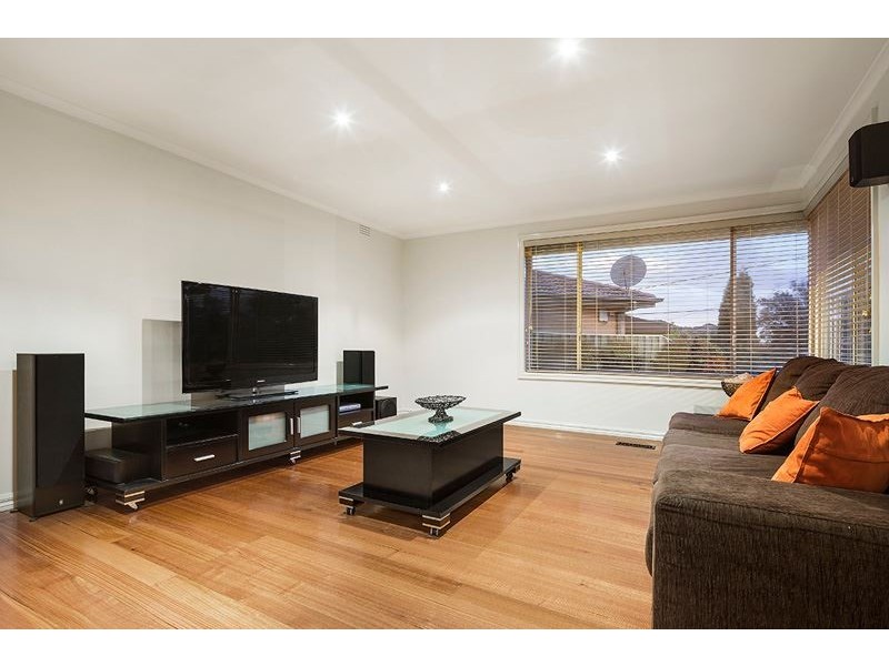 5 Wirilda Close, Thomastown VIC 3074