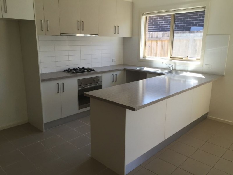 16 Creeds Farm Lane, Epping VIC 3076