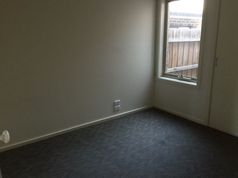 16 Creeds Farm Lane, Epping VIC 3076