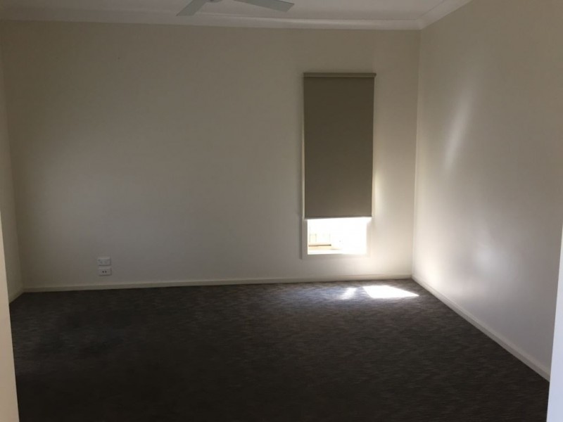 16 Creeds Farm Lane, Epping VIC 3076