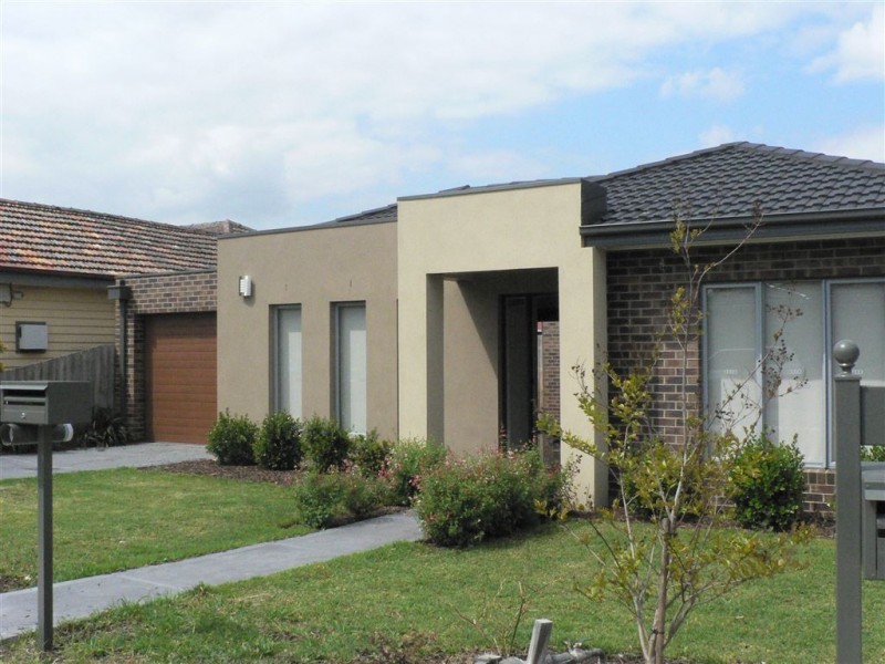 1/8 Clarke Street, Thomastown VIC 3074