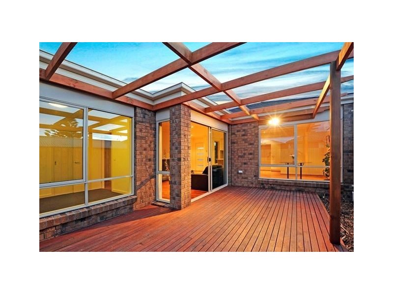 2/76 Cheddar Road, Reservoir VIC 3073