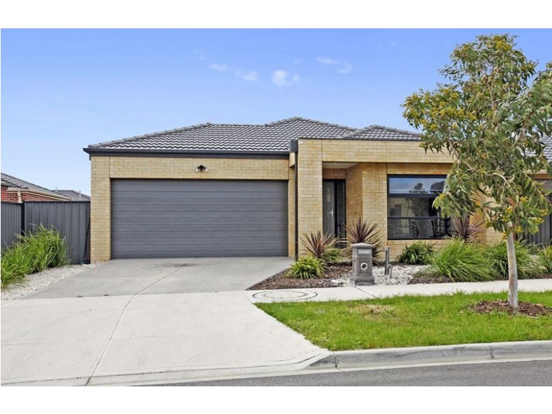 24 Creswick Drive, Wollert VIC 3750