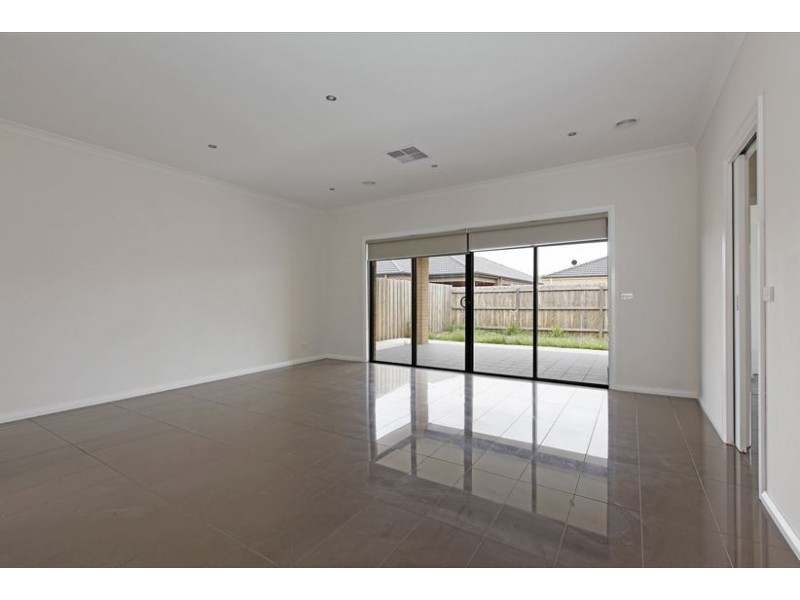 28 Escape Drive, Doreen VIC 3754