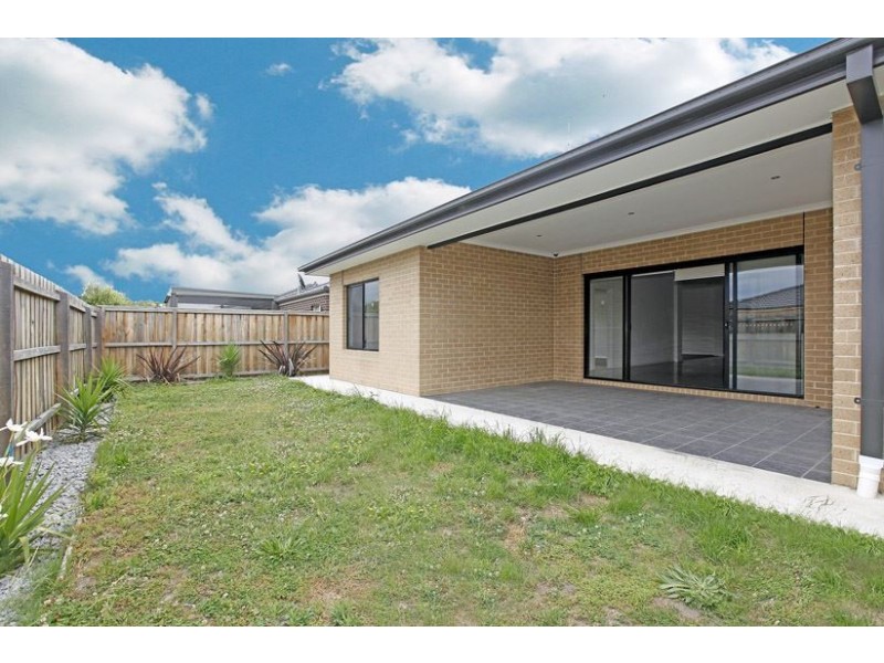 28 Escape Drive, Doreen VIC 3754