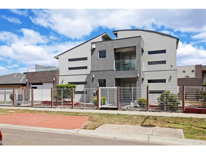 5 Korab Place, Roxburgh Park VIC 3064
