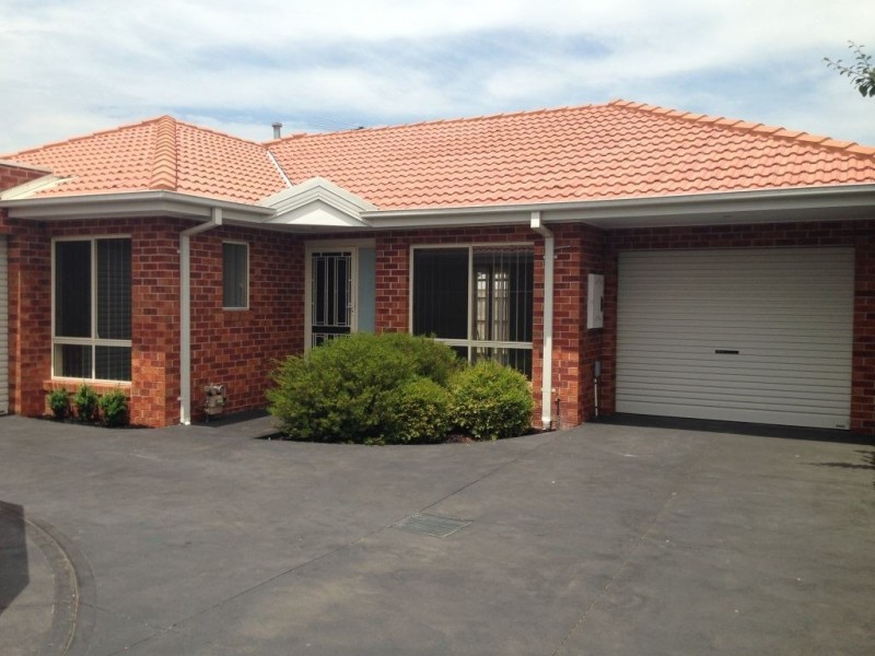2/43 Derrick Street, Lalor VIC 3075