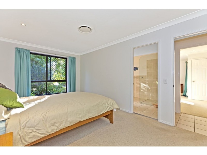 104 Alperton road, Burbank QLD 4156