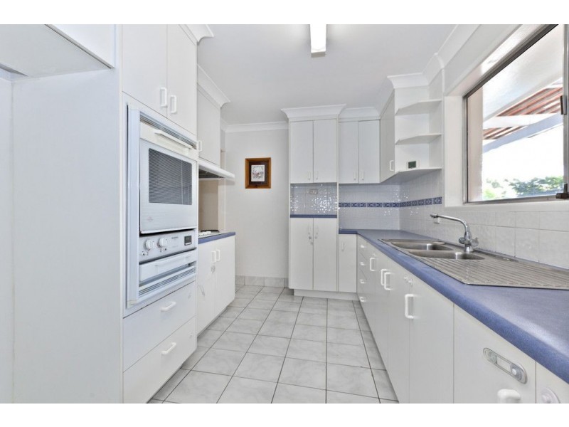 6 Van Dieman Crescent, Springwood QLD 4127