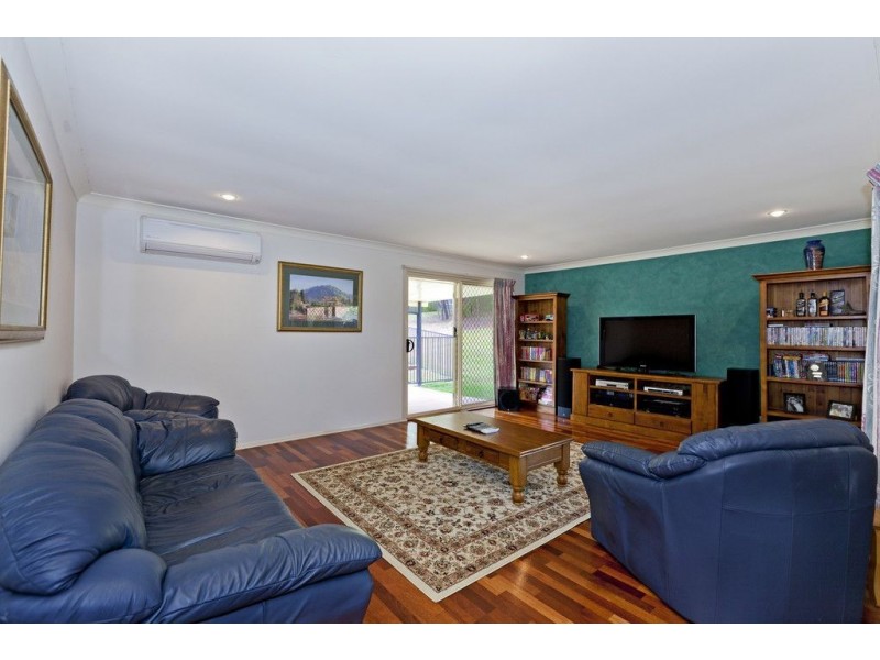 17 Waratah Close, Mackenzie QLD 4156