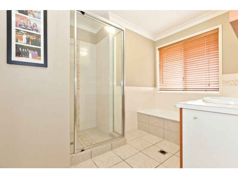 4 Ridgeway Court, Rochedale South QLD 4123