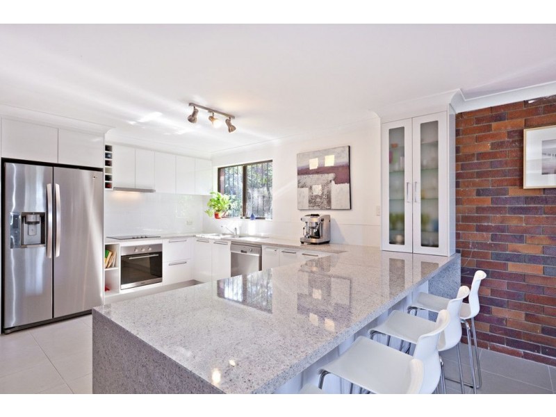 85 Dennis Road, Springwood QLD 4127