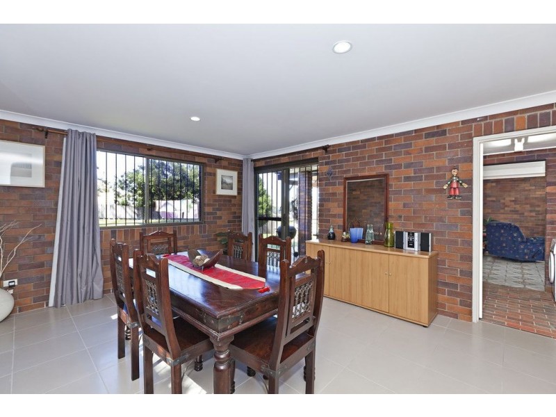 85 Dennis Road, Springwood QLD 4127