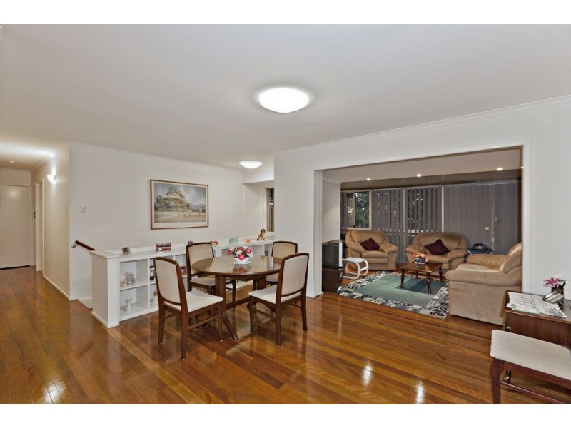 5 Leone Avenue, Rochedale South QLD 4123