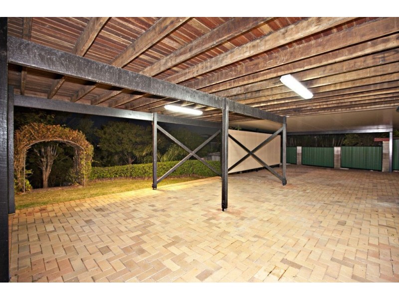 5 Leone Avenue, Rochedale South QLD 4123