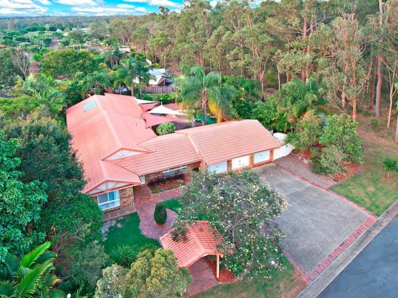 10 Karalise Street, Rochedale South QLD 4123