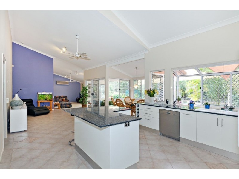 10 Karalise Street, Rochedale South QLD 4123