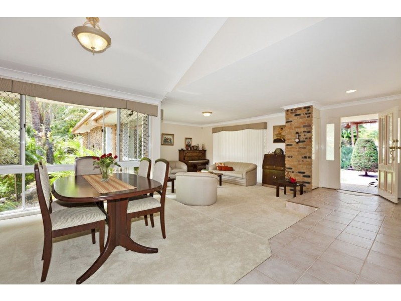 10 Karalise Street, Rochedale South QLD 4123