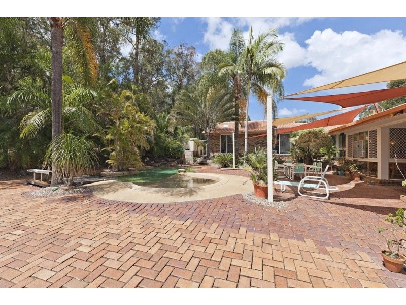 10 Karalise Street, Rochedale South QLD 4123