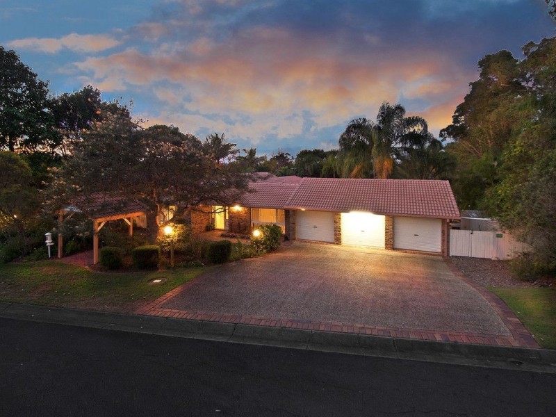 10 Karalise Street, Rochedale South QLD 4123