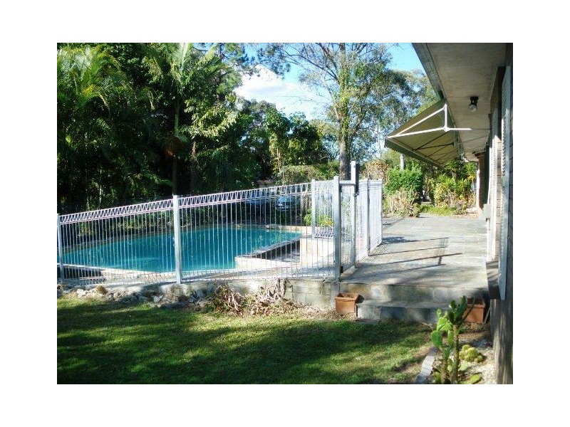 23 Sunningdale Avenue, Rochedale South QLD 4123