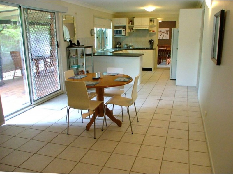 12 Chiltern Court, Rochedale South QLD 4123